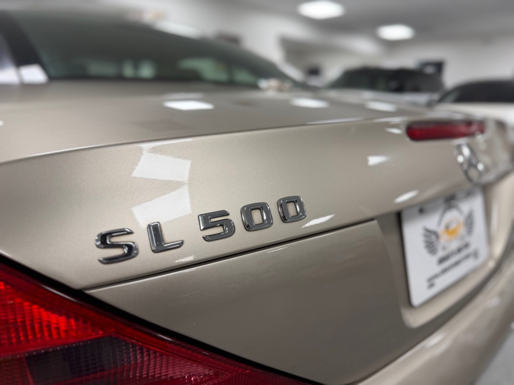 Photo 55 of this MERCEDES-BENZ SL-CLASS