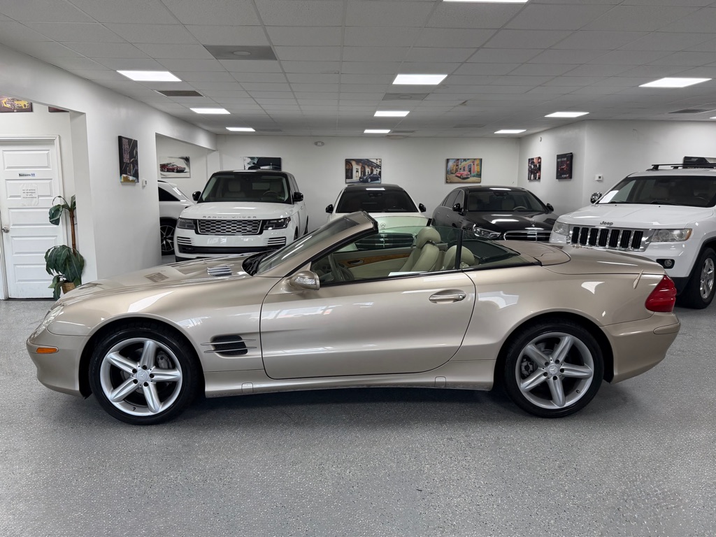 Photo 4 of this MERCEDES-BENZ SL-CLASS