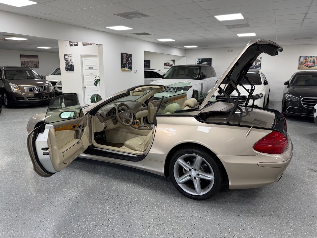 Photo 41 of this MERCEDES-BENZ SL-CLASS