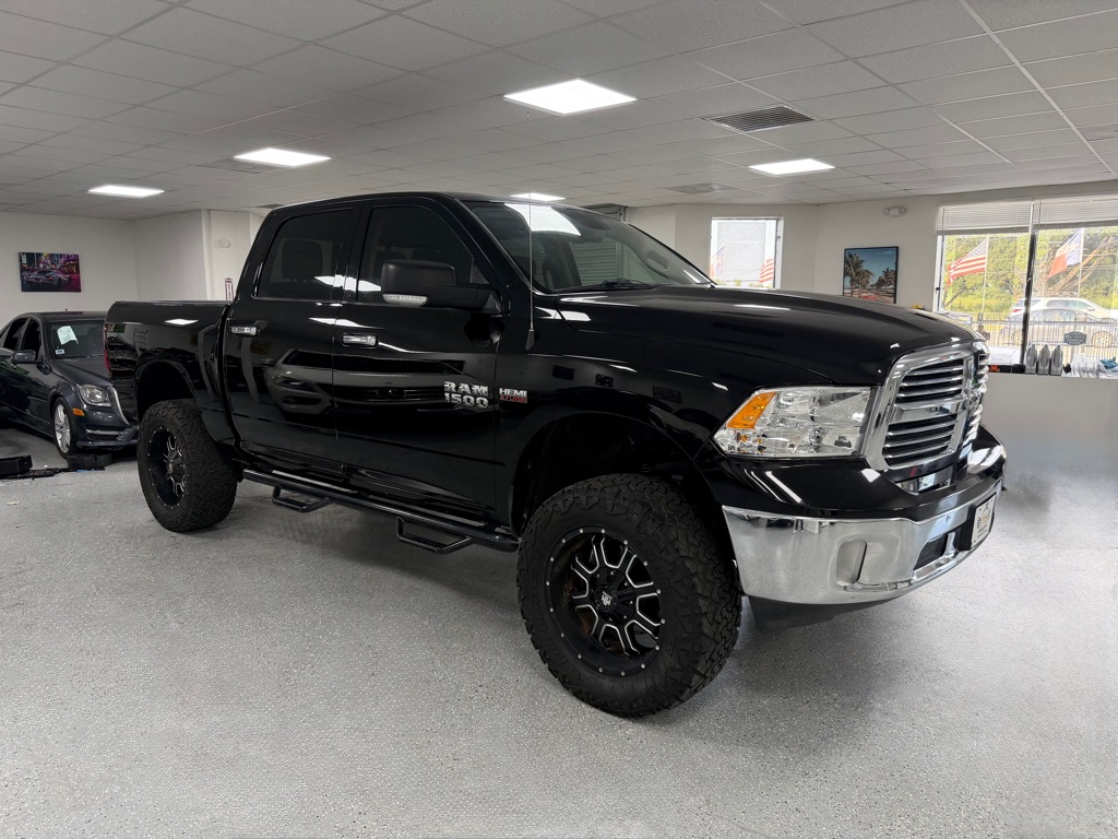 Photo 11 of this RAM 1500