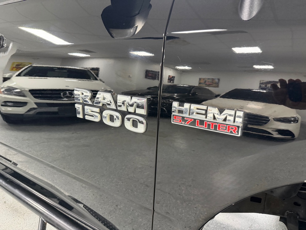 Photo 21 of this RAM 1500