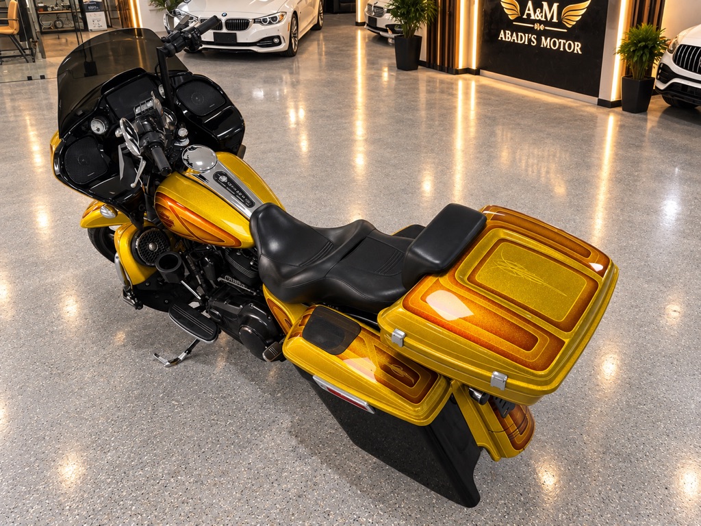 Photo 7 of this HARLEY-DAVIDSOM ROAD GLIDE