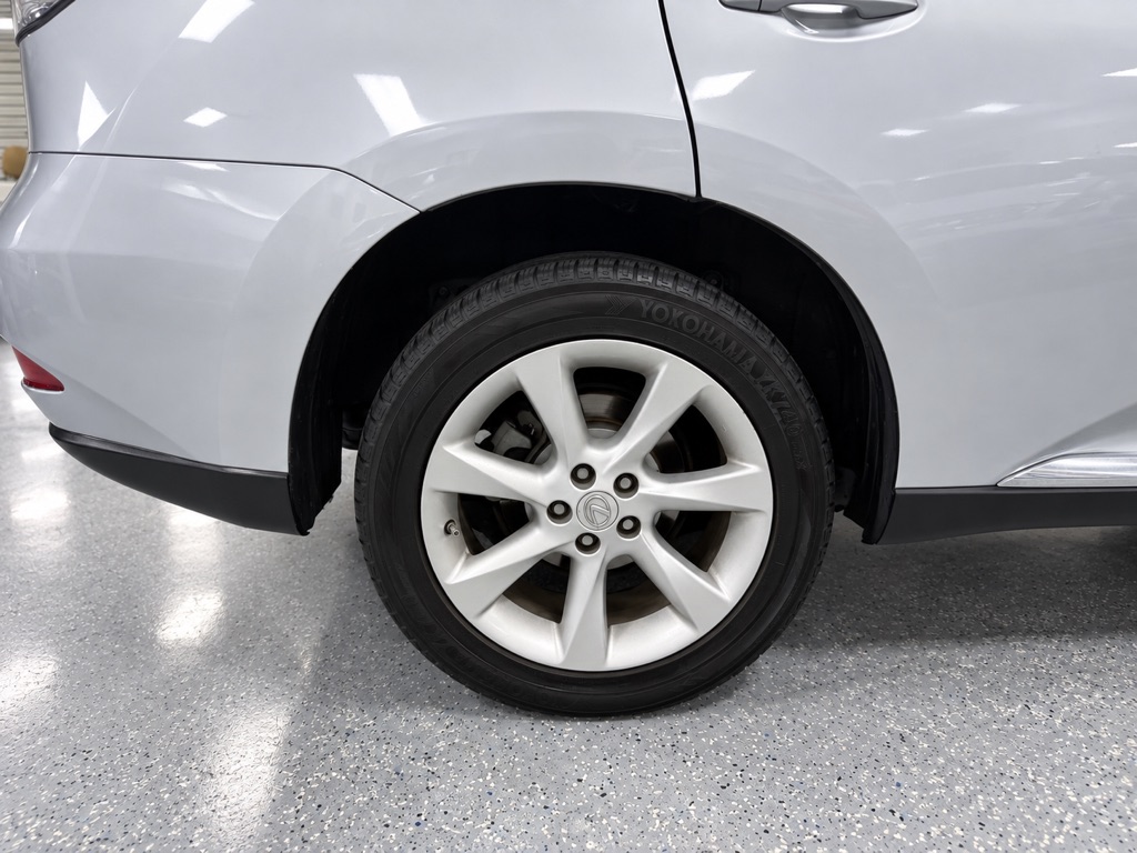 Photo 16 of this LEXUS RX 350
