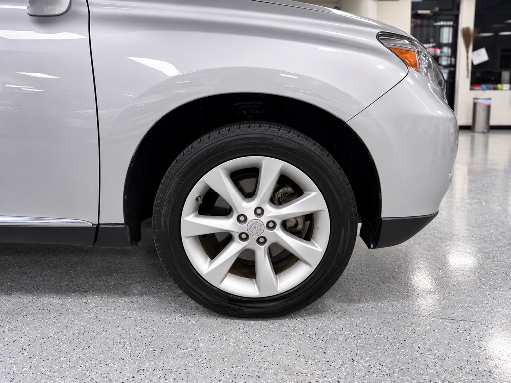Photo 17 of this LEXUS RX 350