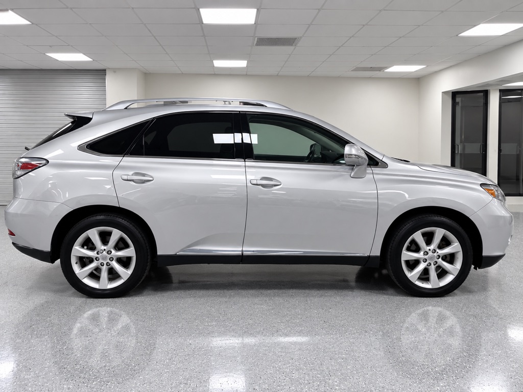Photo 10 of this LEXUS RX 350
