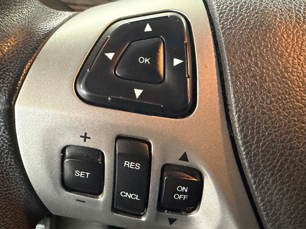 Photo 41 of this FORD TAURUS