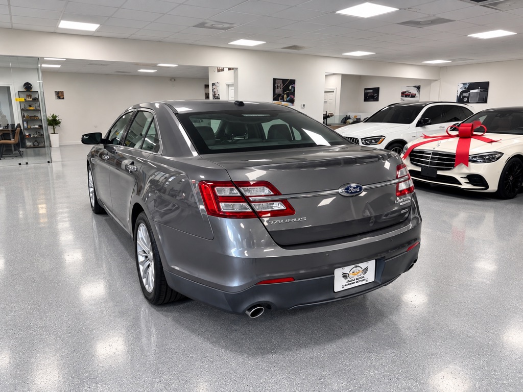 Photo 6 of this FORD TAURUS