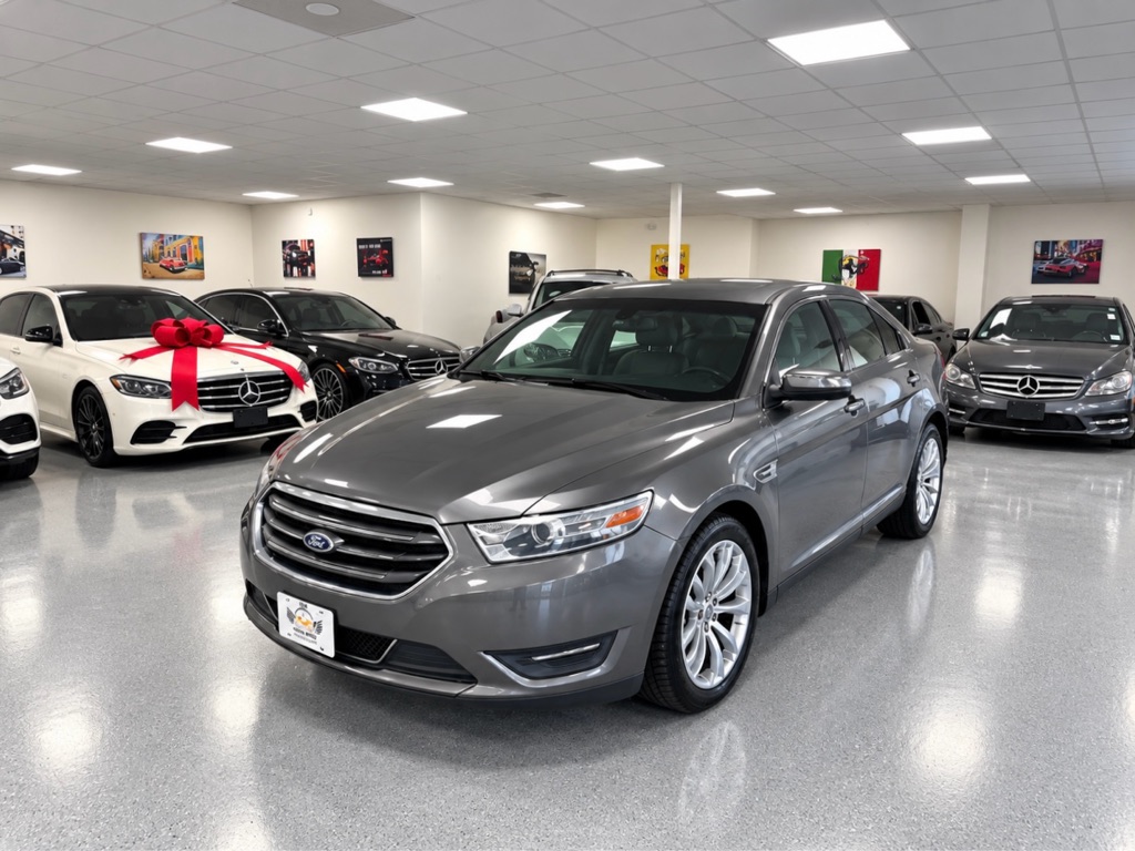 Photo 2 of this FORD TAURUS