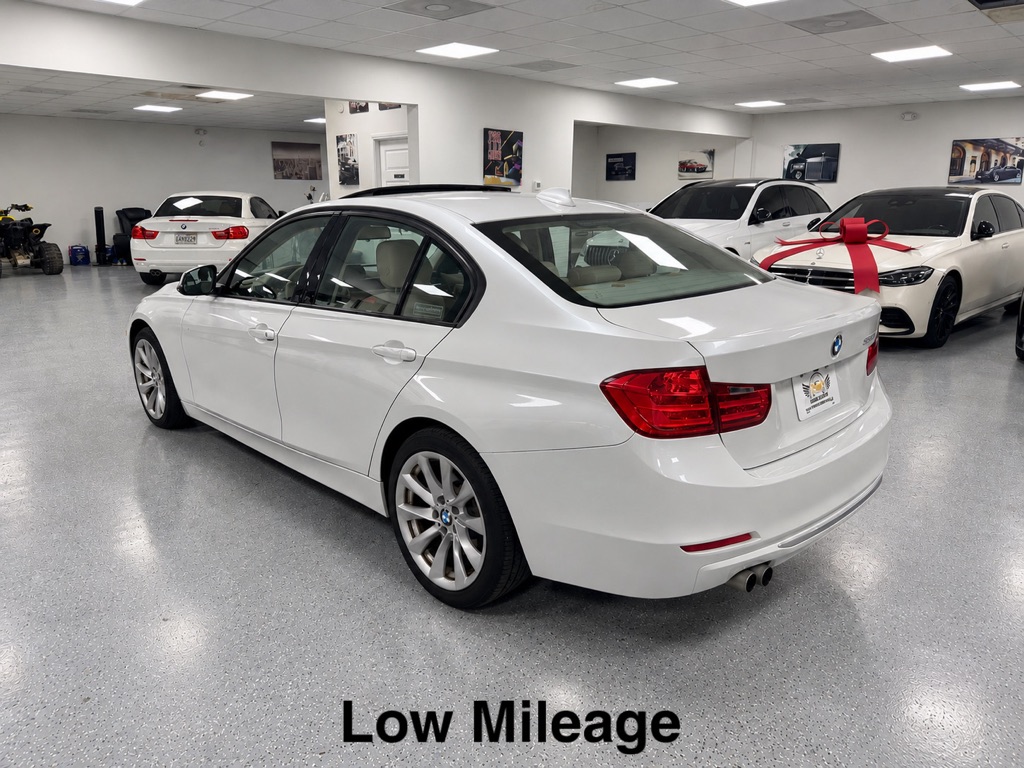 Photo 5 of this BMW 3 SERIES