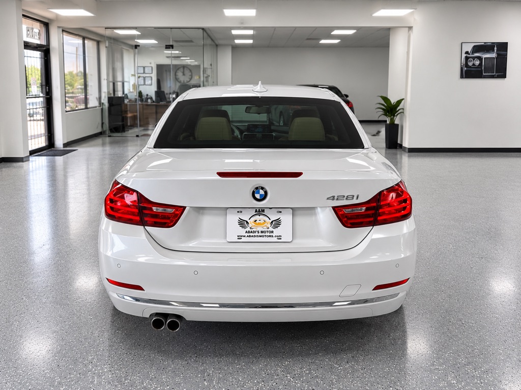 Photo 48 of this BMW 4 SERIES