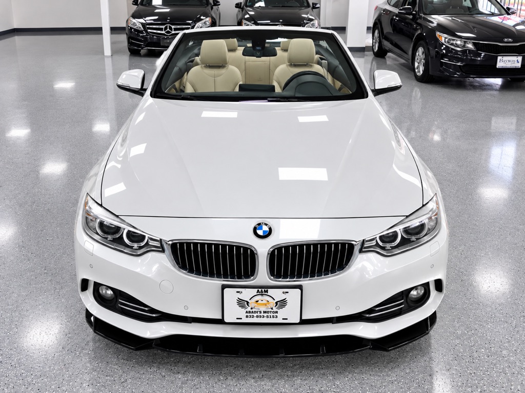Photo 15 of this BMW 4 SERIES