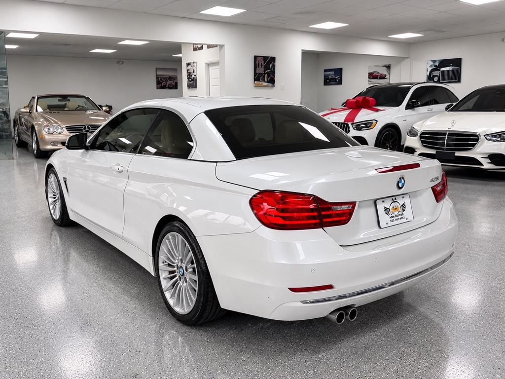 Photo 47 of this BMW 4 SERIES