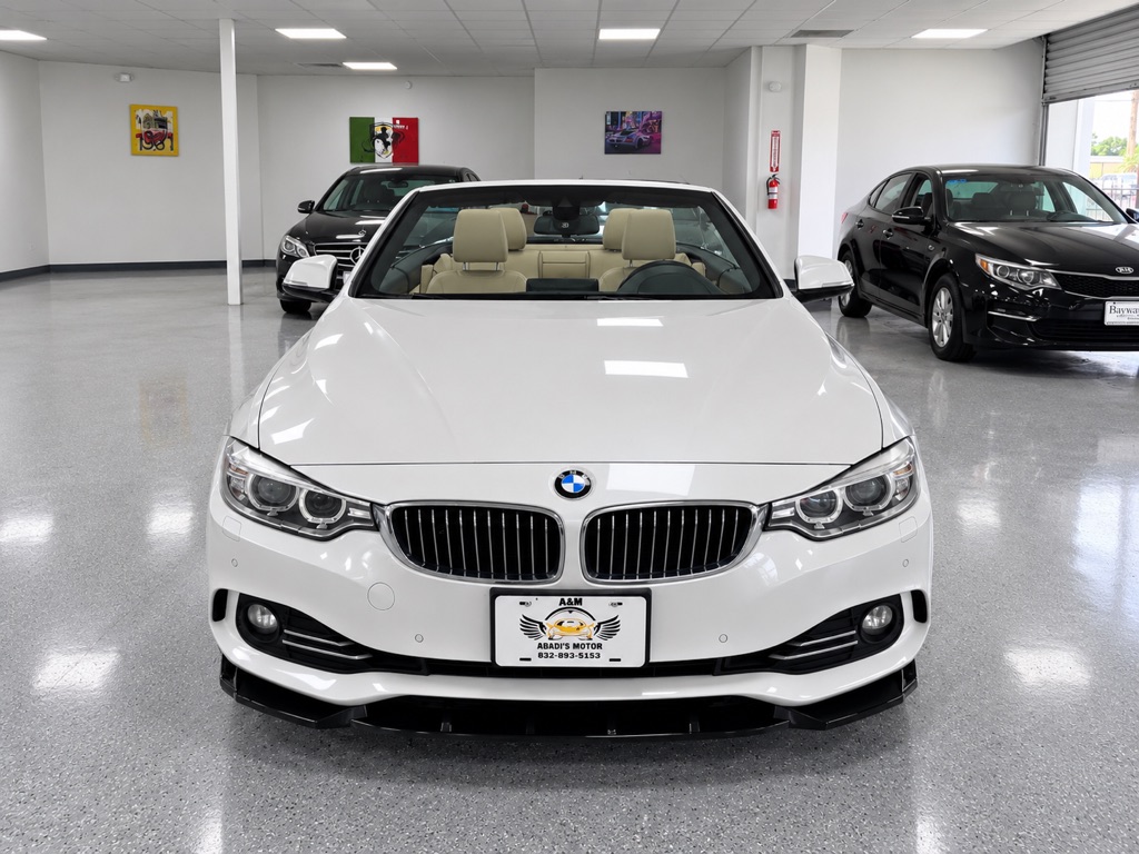 Photo 14 of this BMW 4 SERIES