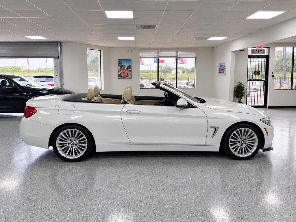 Photo 11 of this BMW 4 SERIES