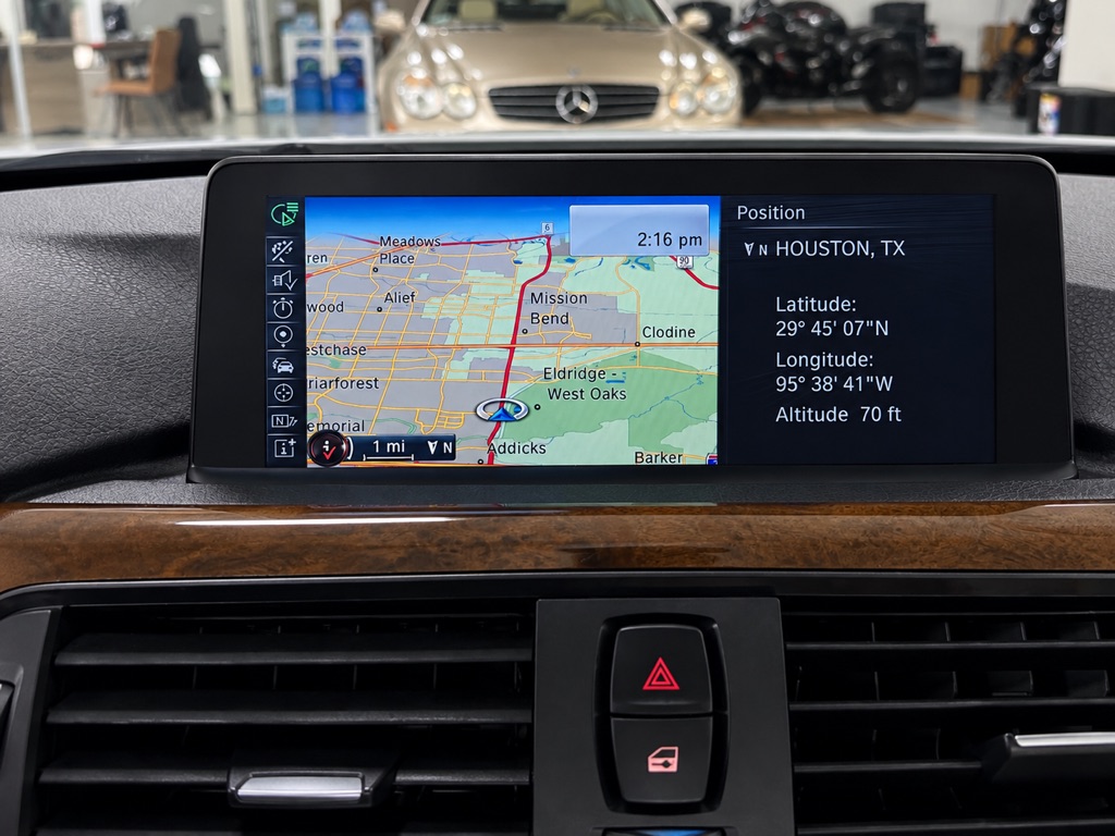 Photo 34 of this BMW 4 SERIES