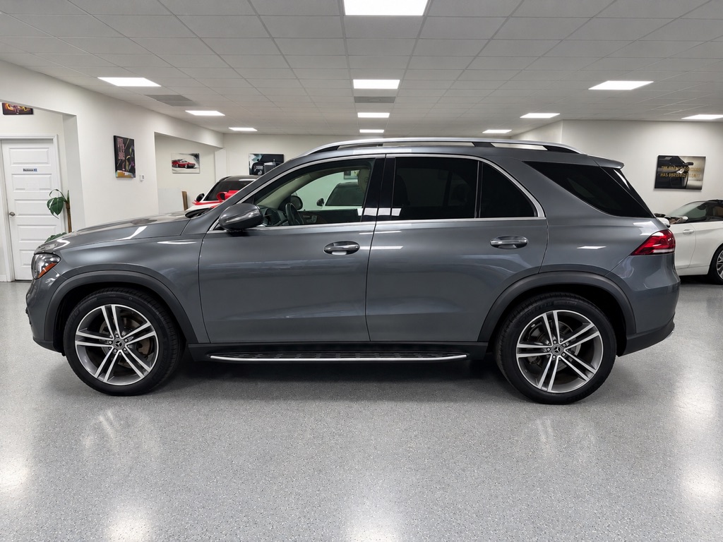 Photo 3 of this MERCEDES-BENZ GLE