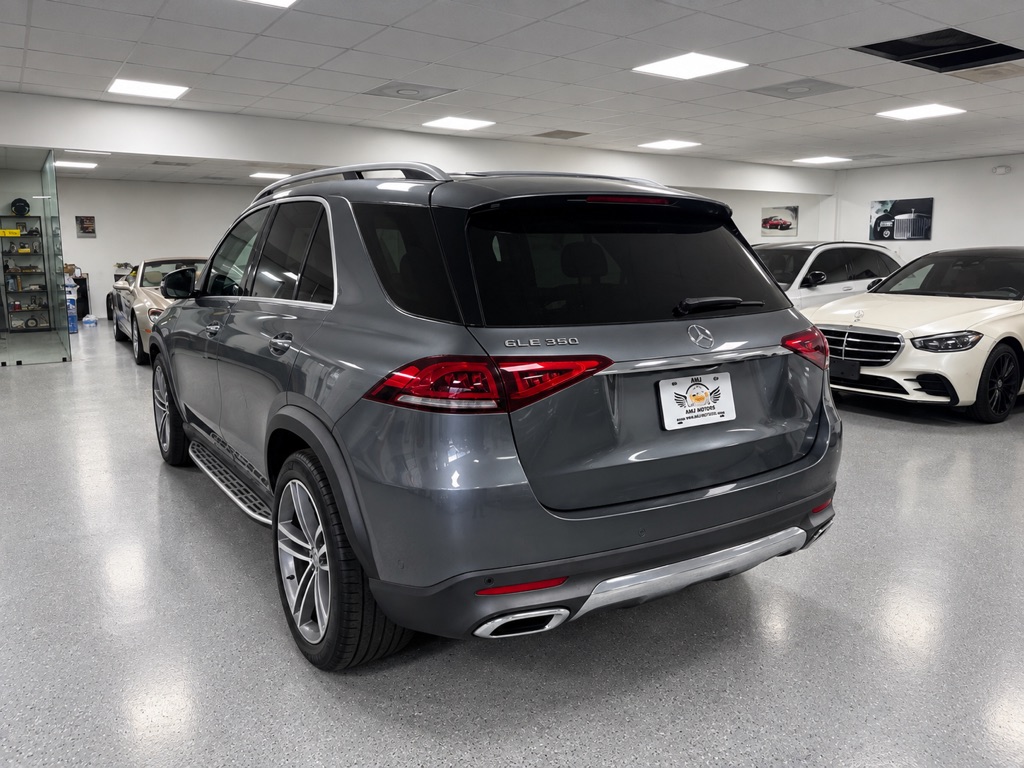 Photo 5 of this MERCEDES-BENZ GLE