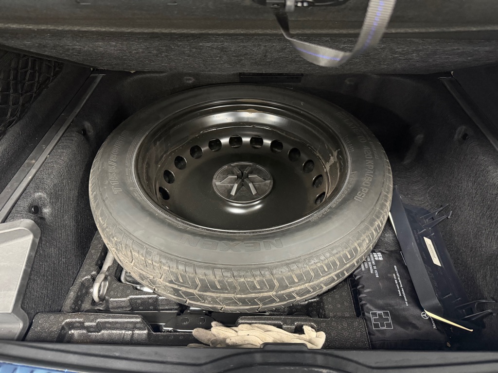Photo 48 of this MERCEDES-BENZ GLE