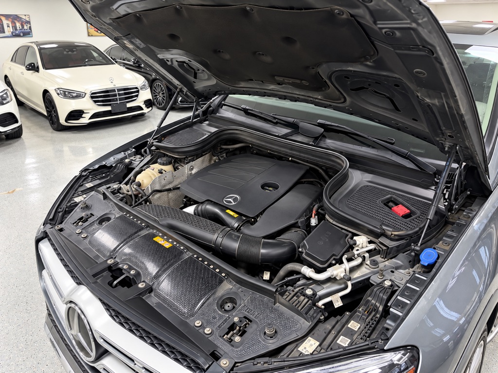 Photo 50 of this MERCEDES-BENZ GLE