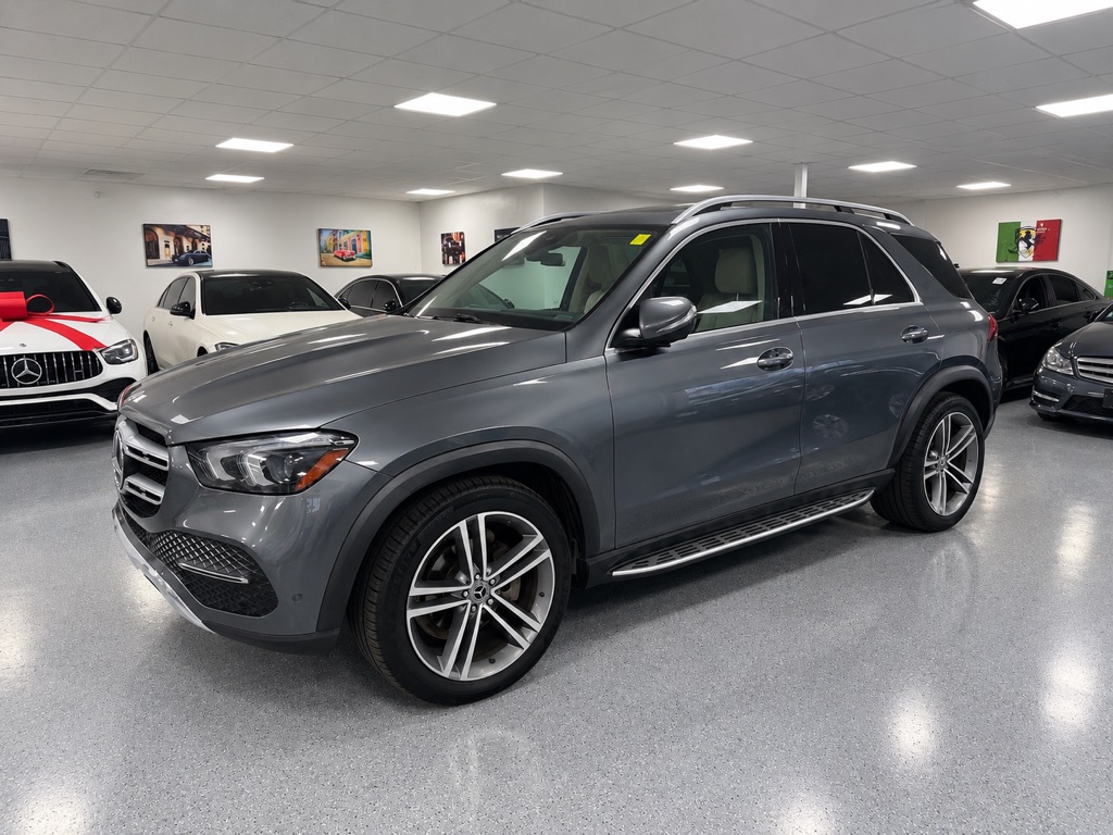 Photo 2 of this MERCEDES-BENZ GLE