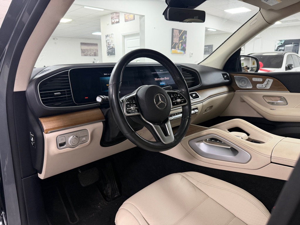Photo 20 of this MERCEDES-BENZ GLE