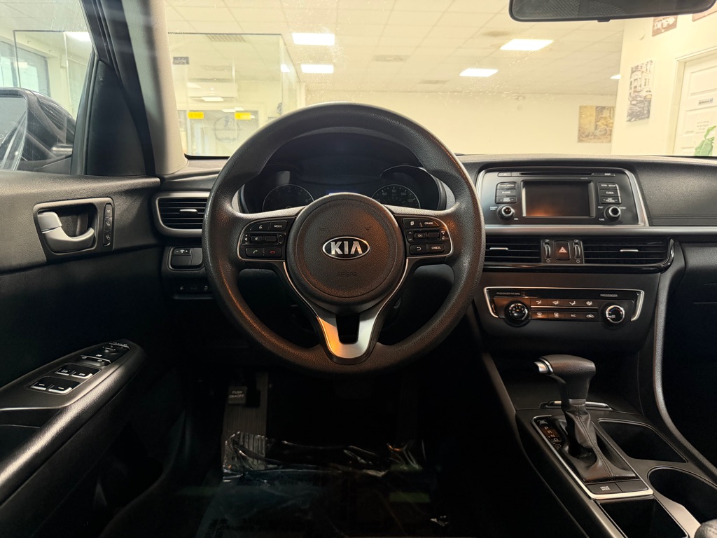 Photo 30 of this KIA OPTIMA