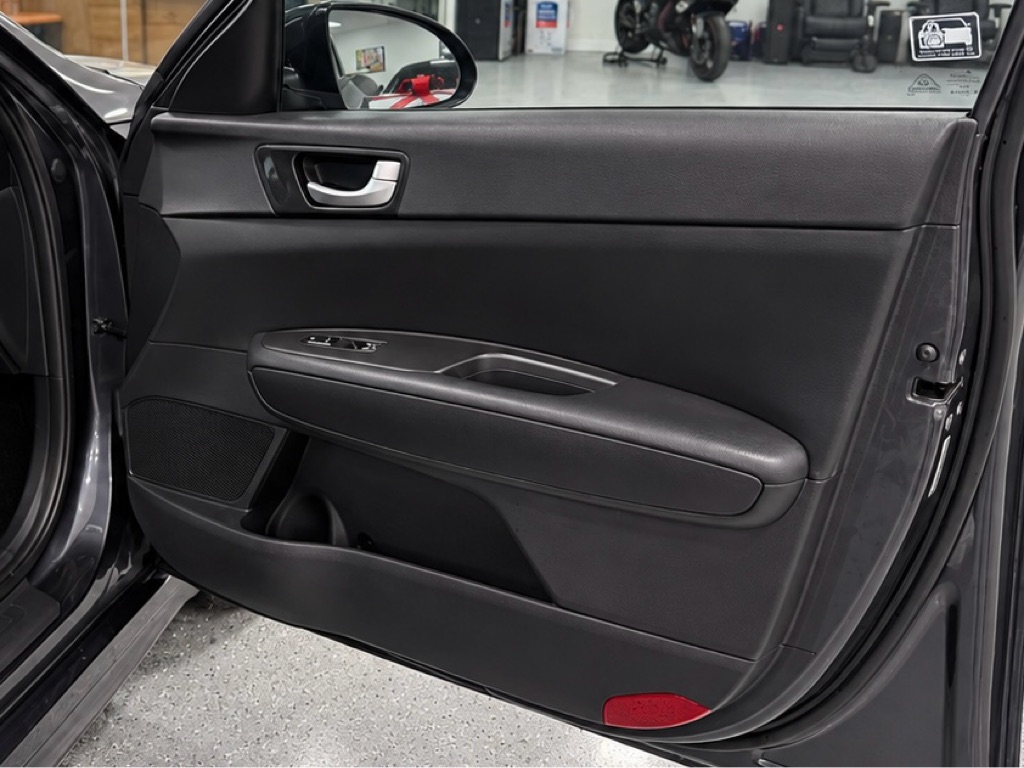 Photo 41 of this KIA OPTIMA