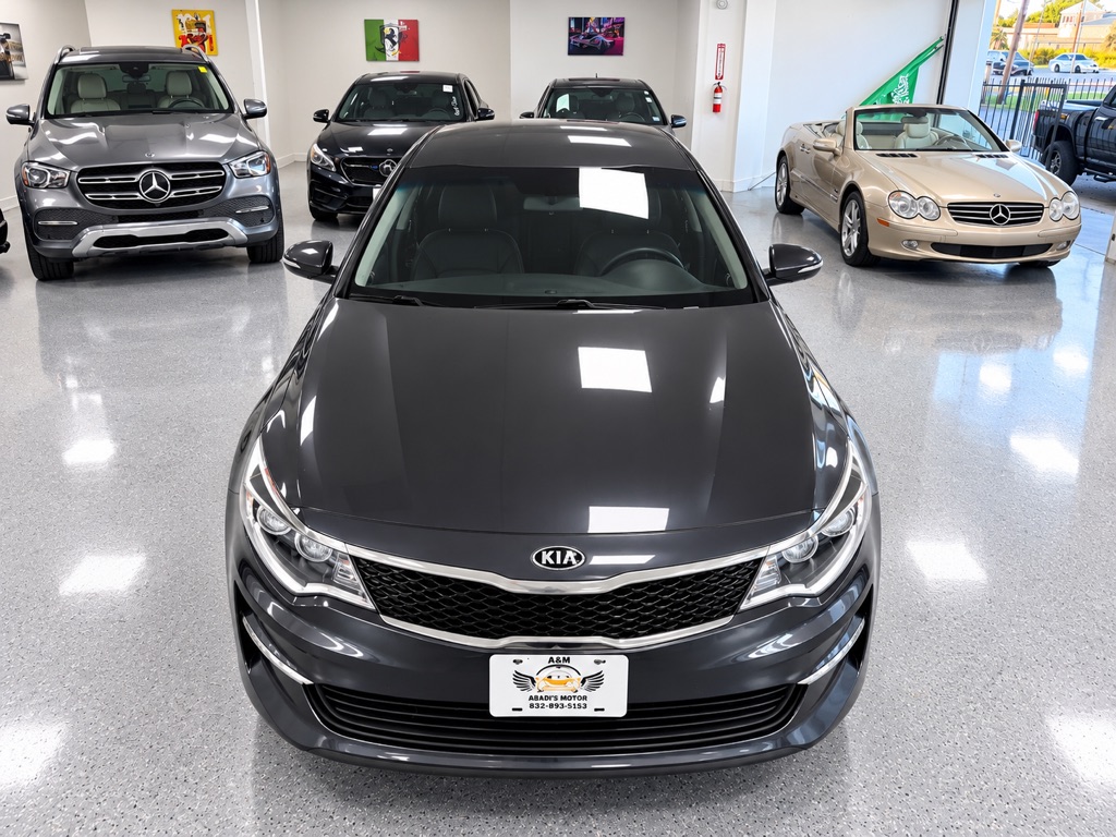Photo 14 of this KIA OPTIMA