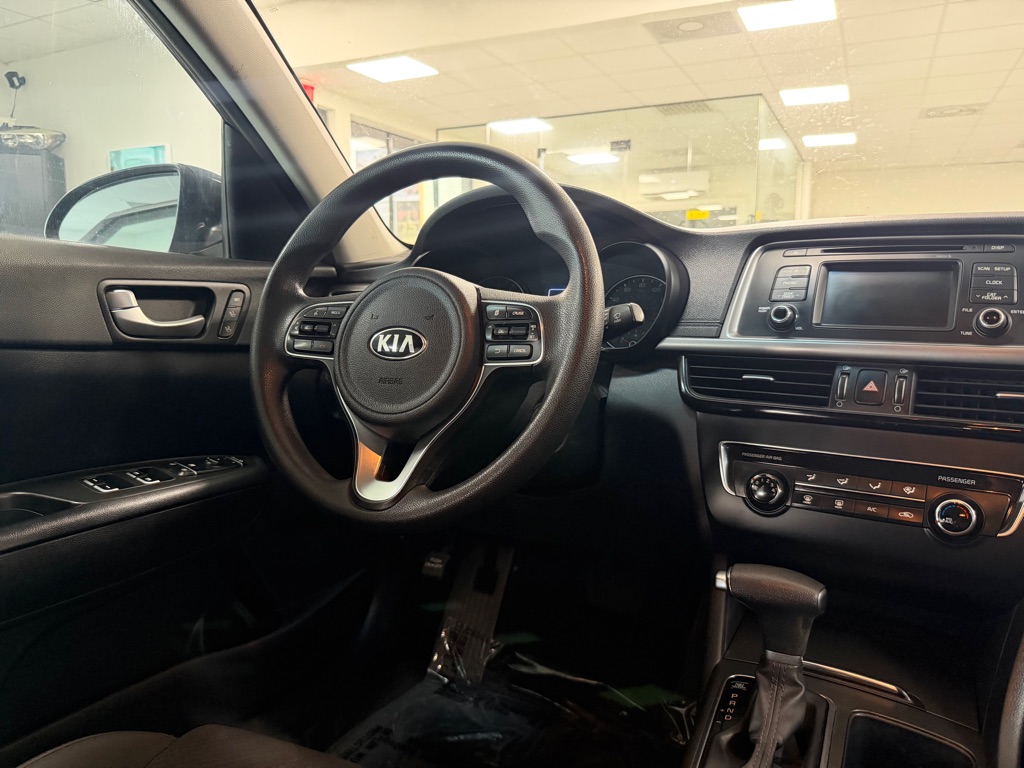 Photo 20 of this KIA OPTIMA