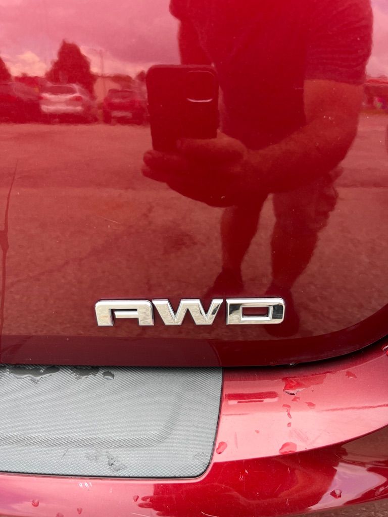 Photo 7 of this GMC TERRAIN
