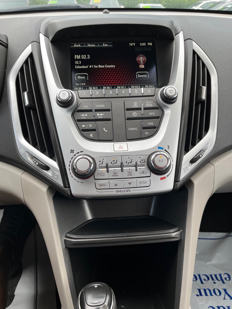 Photo 13 of this GMC TERRAIN