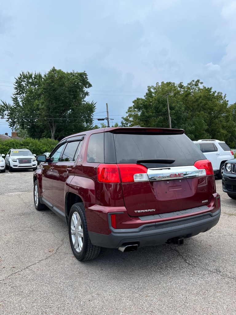 Photo 4 of this GMC TERRAIN