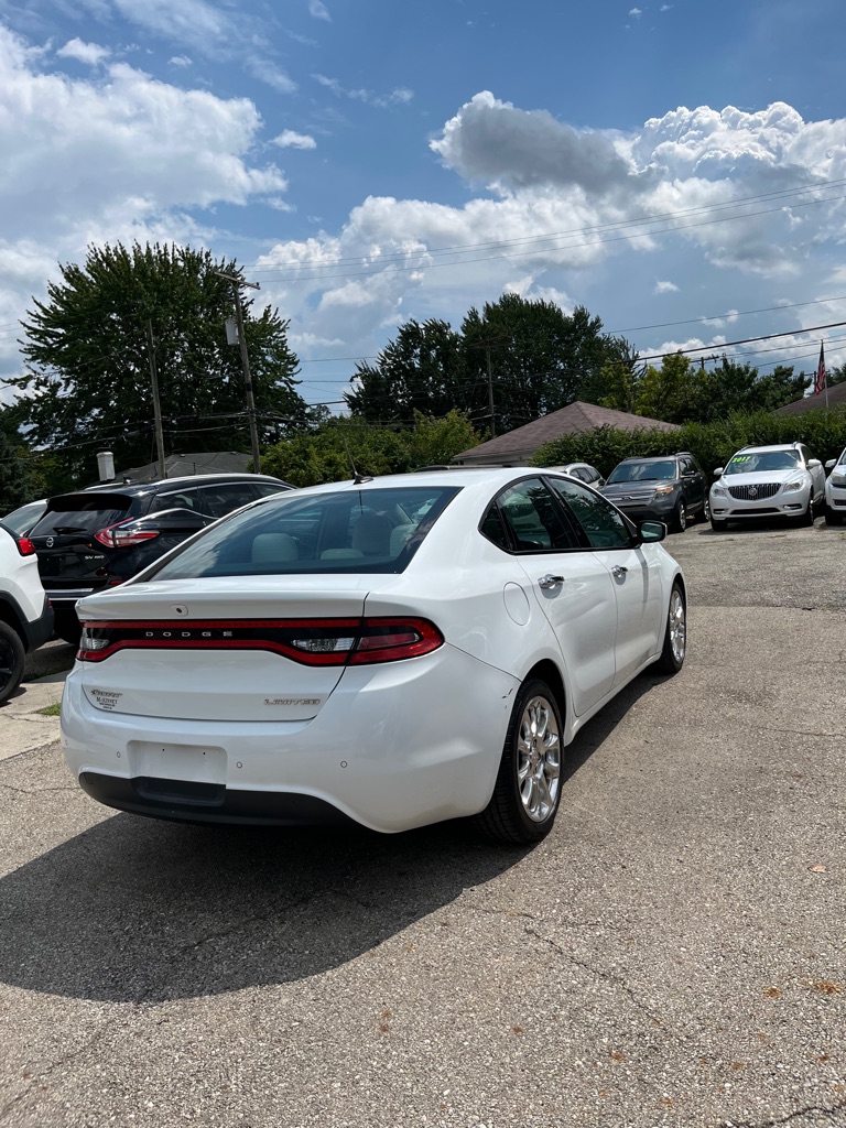 Photo 6 of this DODGE DART
