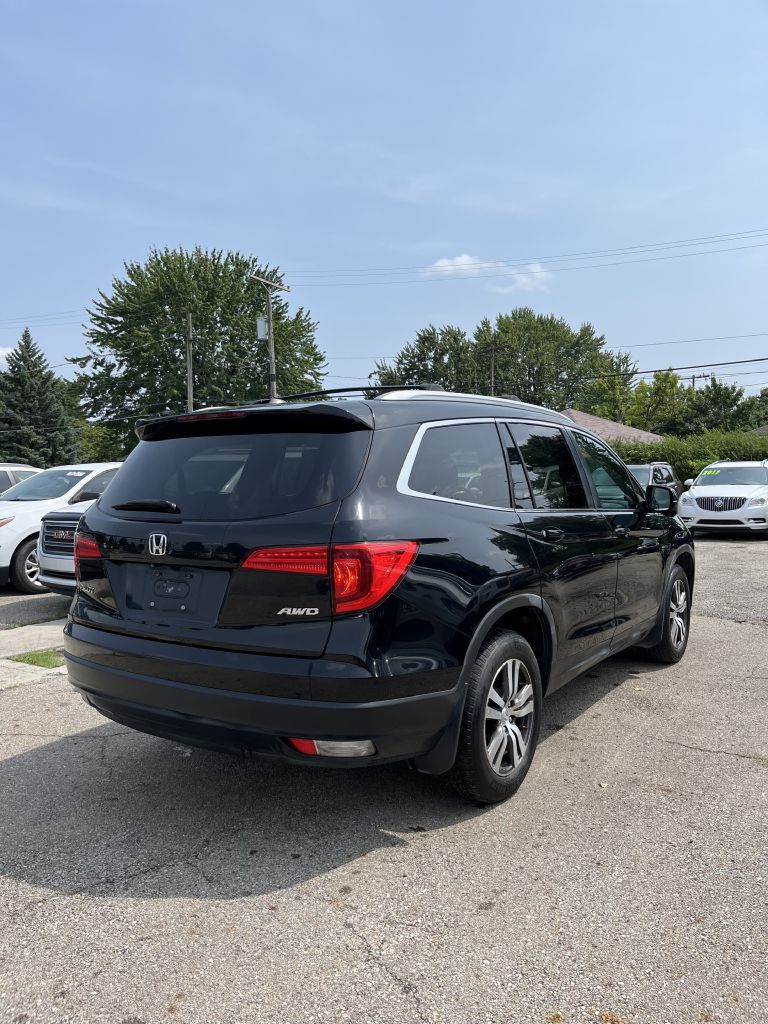Photo 6 of this HONDA PILOT