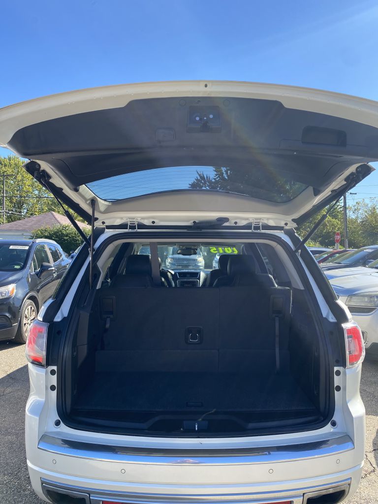 Photo 8 of this GMC ACADIA