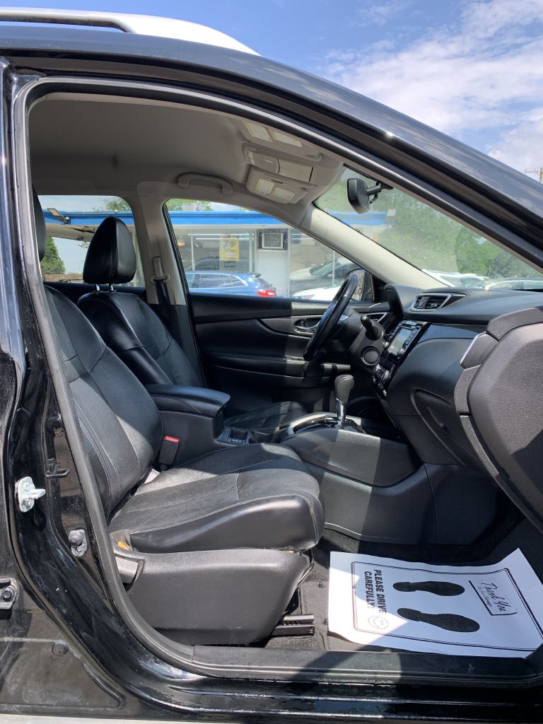 Photo 6 of this NISSAN ROGUE