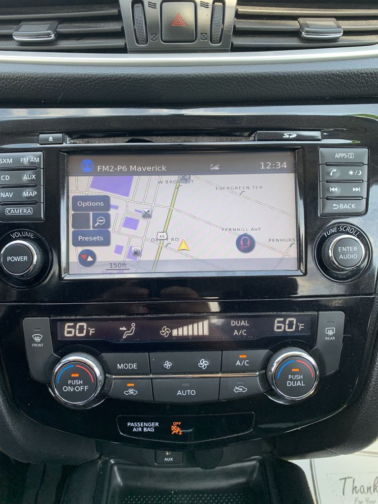 Photo 16 of this NISSAN ROGUE