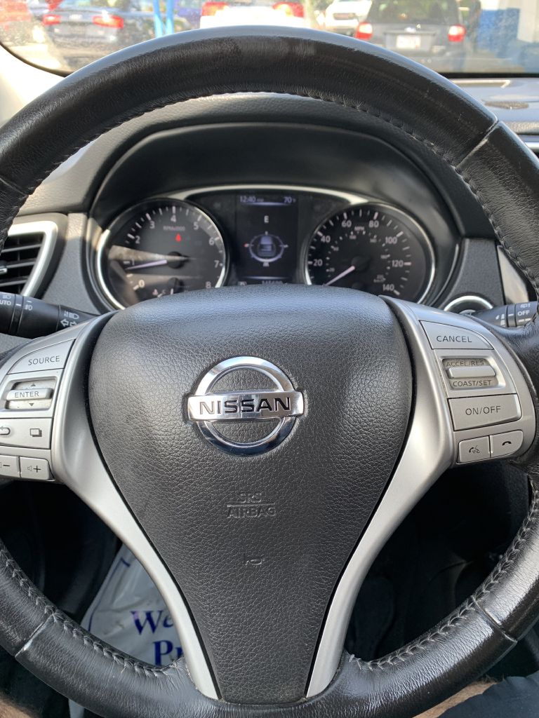 Photo 20 of this NISSAN ROGUE