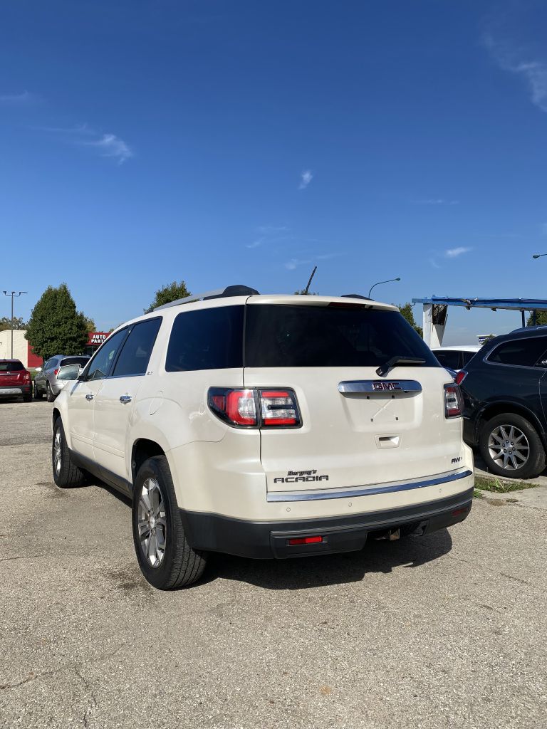 Photo 4 of this GMC ACADIA