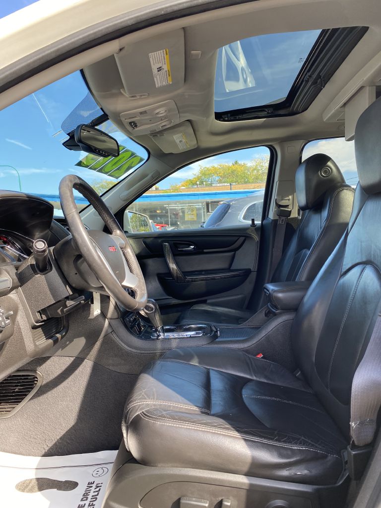Photo 14 of this GMC ACADIA