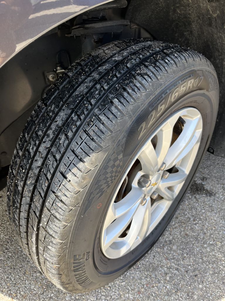 Photo 13 of this CHEVROLET EQUINOX