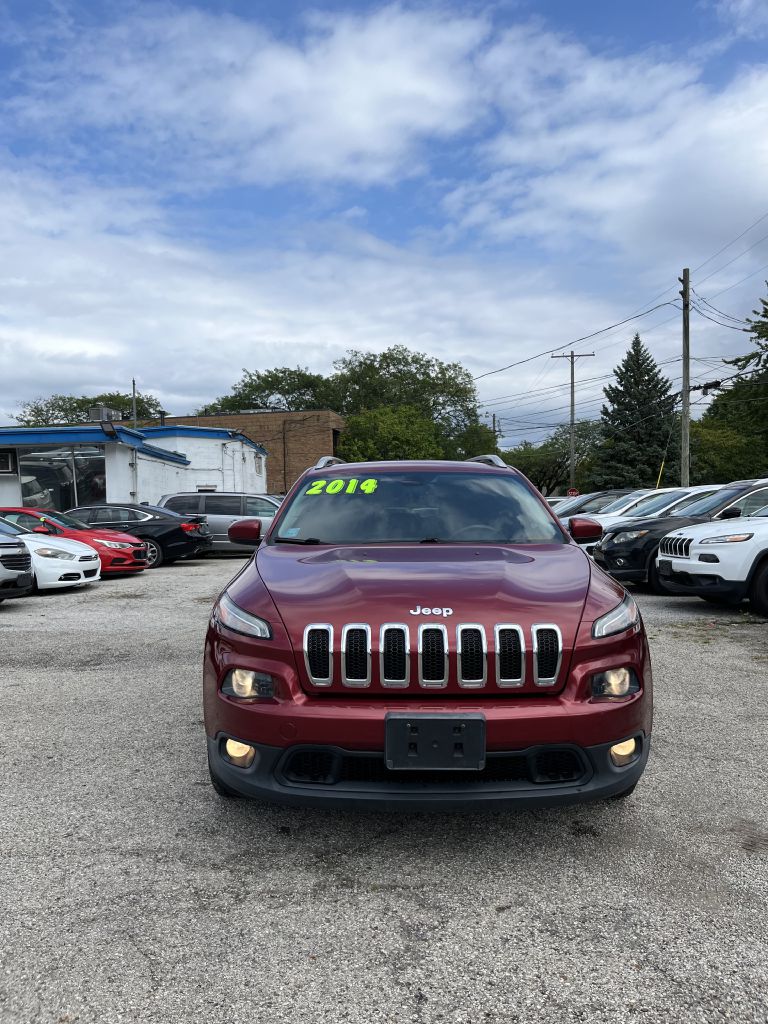 Photo 2 of this JEEP CHEROKEE