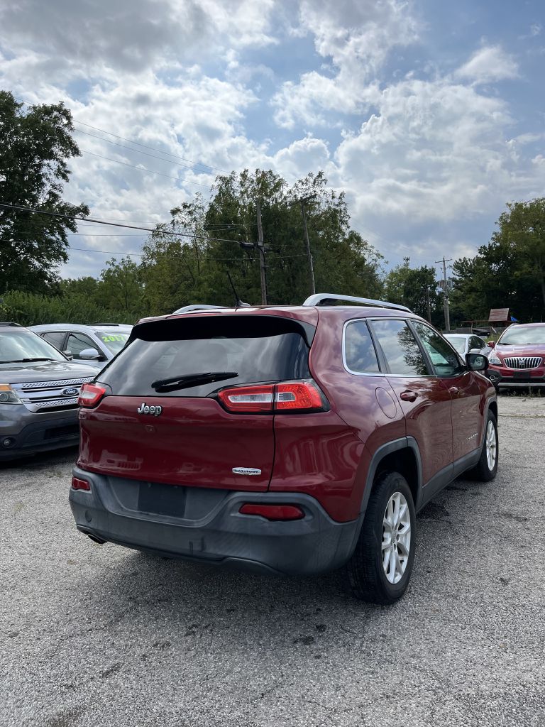 Photo 6 of this JEEP CHEROKEE