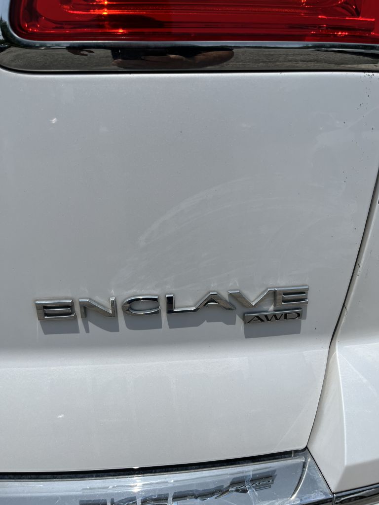 Photo 6 of this BUICK ENCLAVE