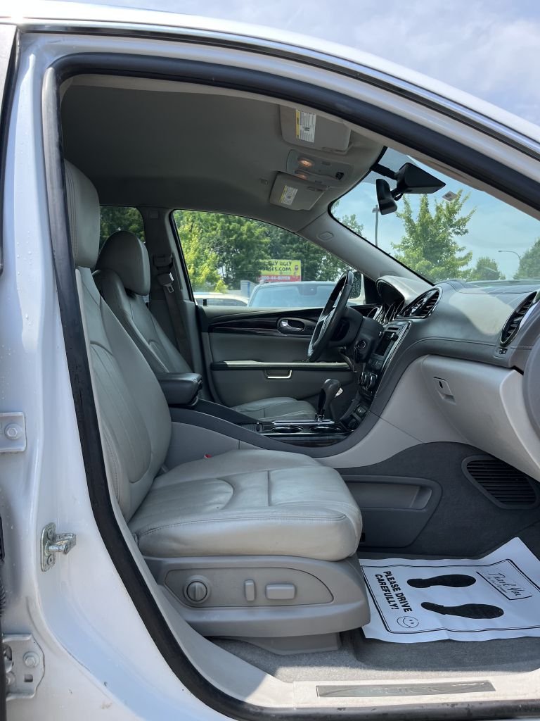 Photo 7 of this BUICK ENCLAVE