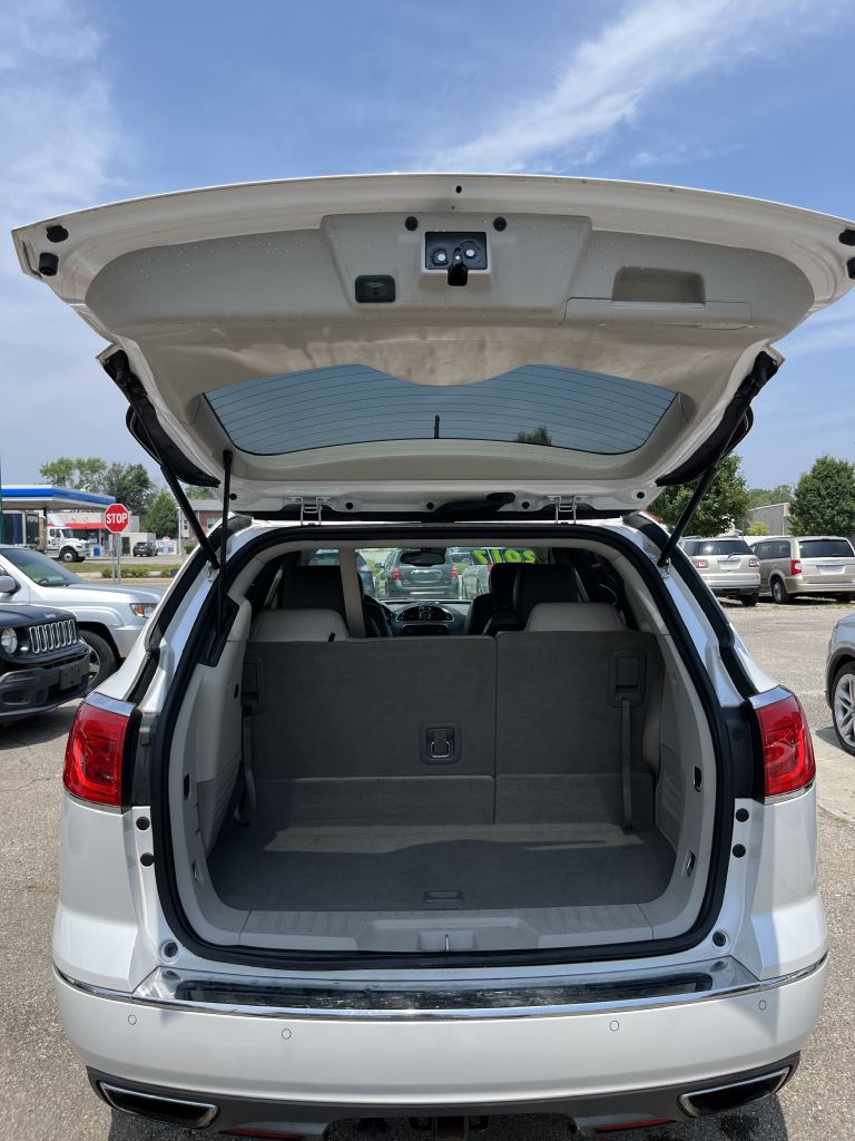 Photo 12 of this BUICK ENCLAVE