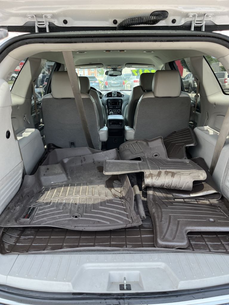 Photo 13 of this BUICK ENCLAVE