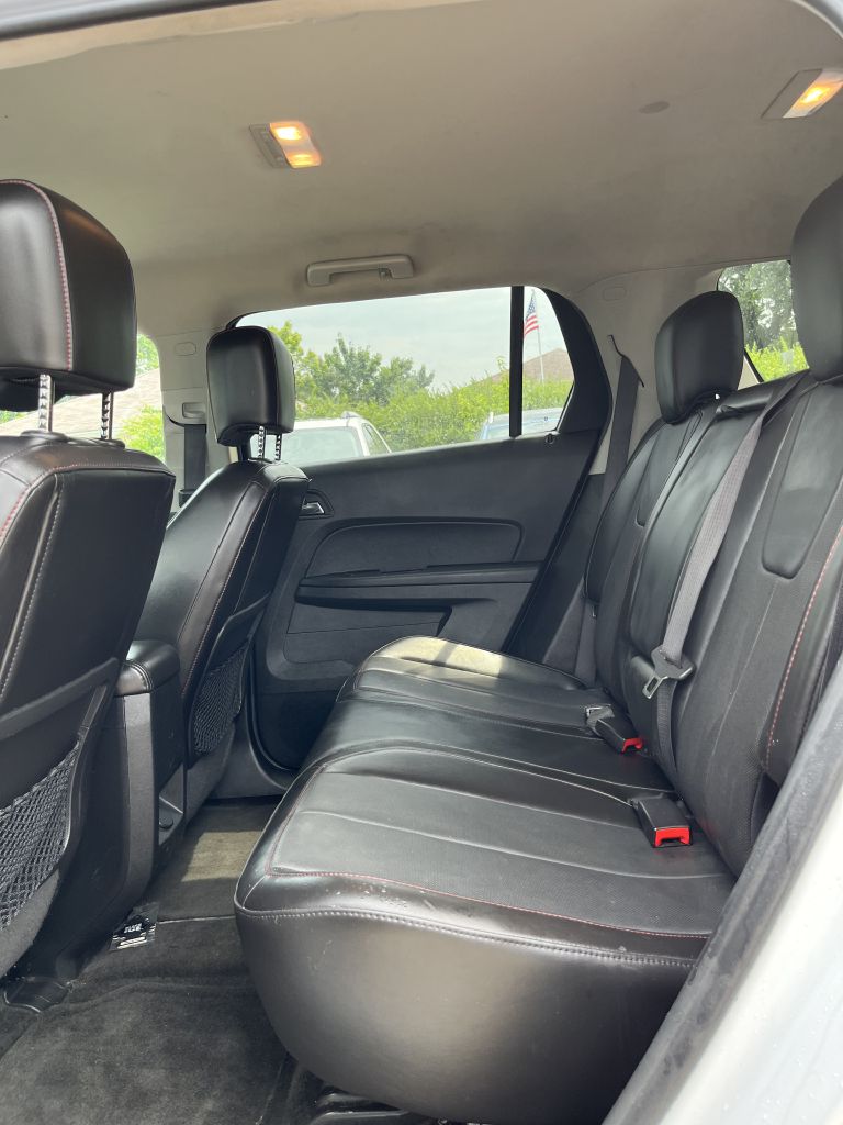 Photo 12 of this GMC TERRAIN
