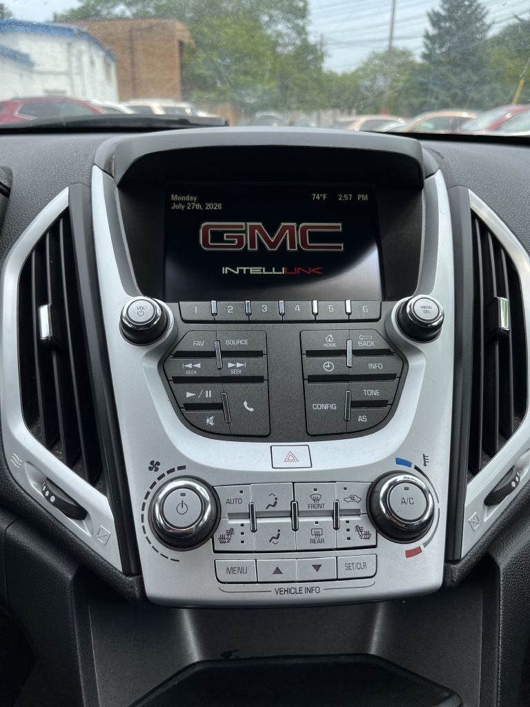 Photo 16 of this GMC TERRAIN