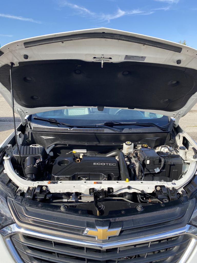 Photo 19 of this CHEVROLET EQUINOX